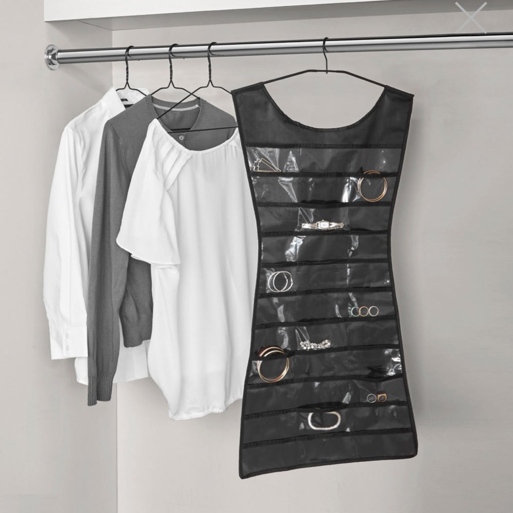 UMBRA LITTLE BLACK DRESS ORGANIZER
